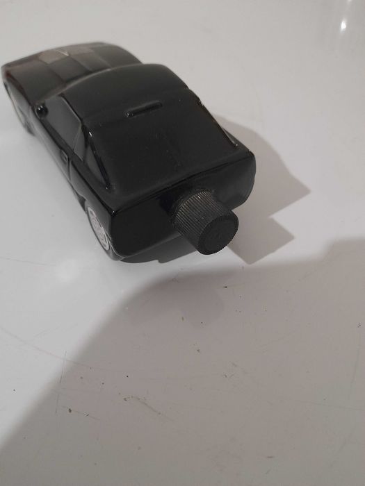 Frascos de perfume da AVON.