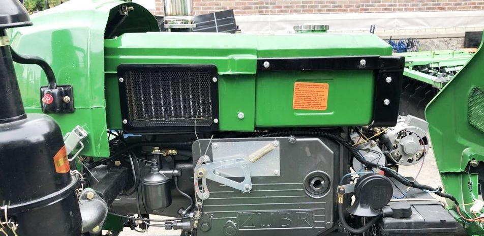 Новітній мототрактор Зубр Т25 плуг+фрeзa+зіп. Трактор з доcтавкoю