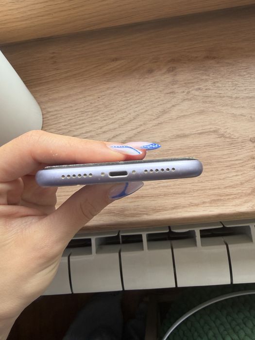 Iphone 11 64gb w kolorze fioletowym