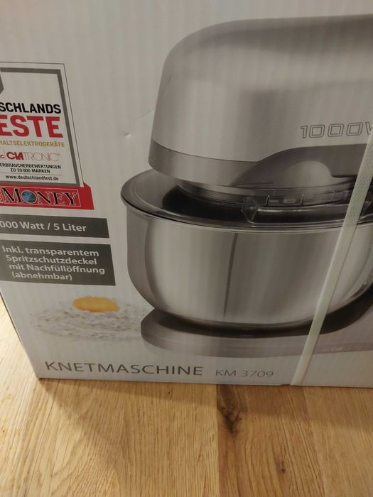 Robot Kuchenny Clatronic KM 3709 moc 1000W