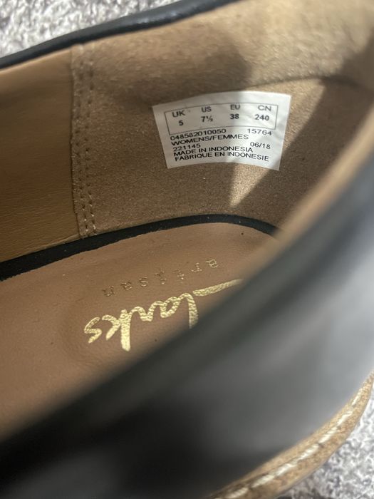 Шкіряні туфлі Clarks розмір 38