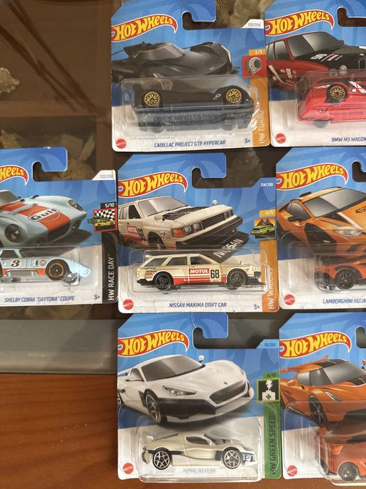 Carrinho hot-wheels selados