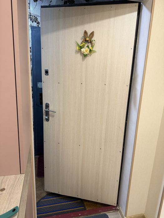 Двері вхідні, самовивіз
