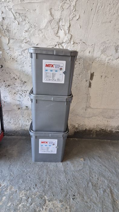 Ящики квадратні пластикові 25літрів