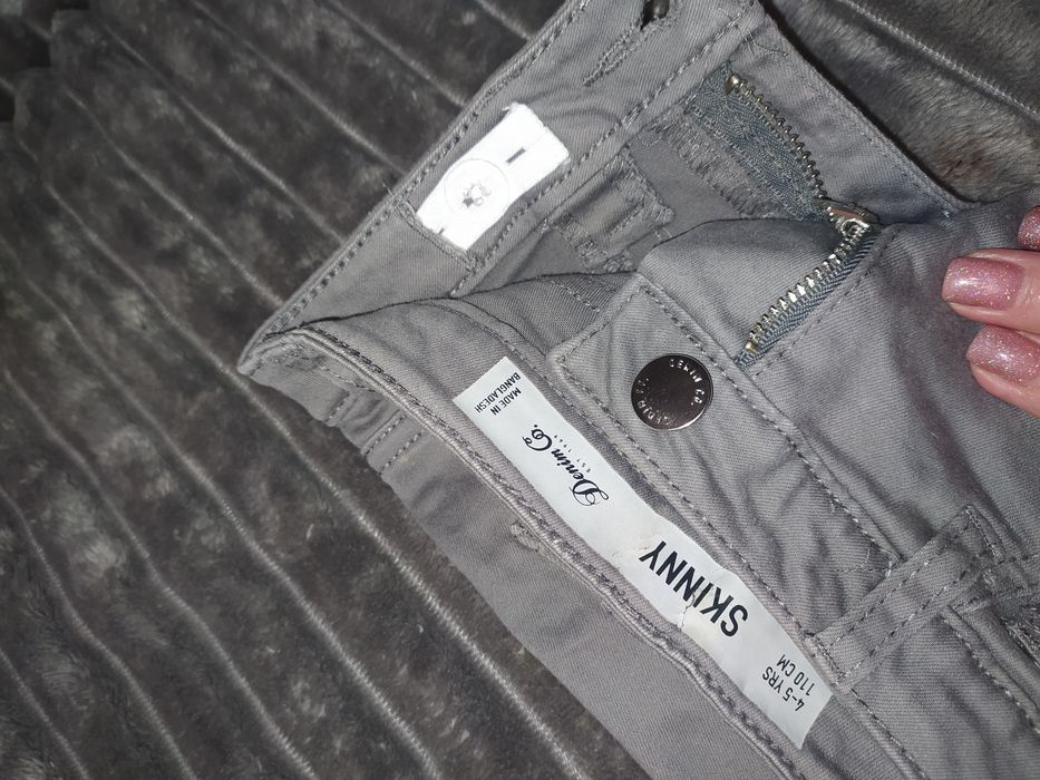 Продам джинси Skinny на дівчинку