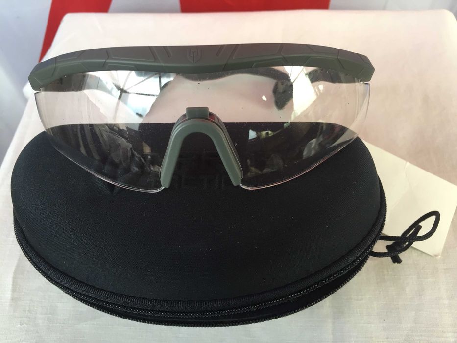 Тактичнi окуляри "Uarms".