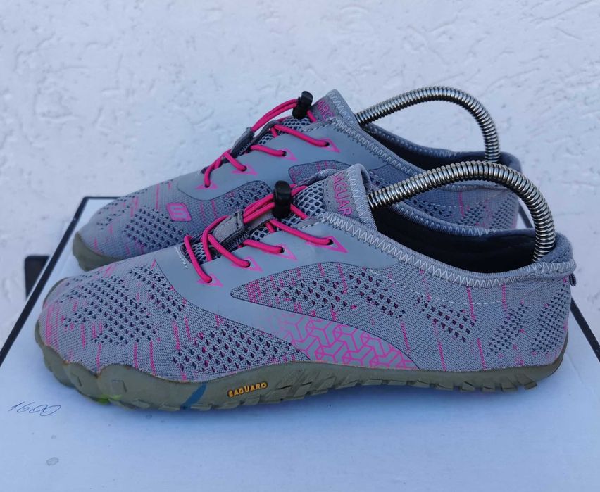 Кросівки Saguaro barefoot 40 р.