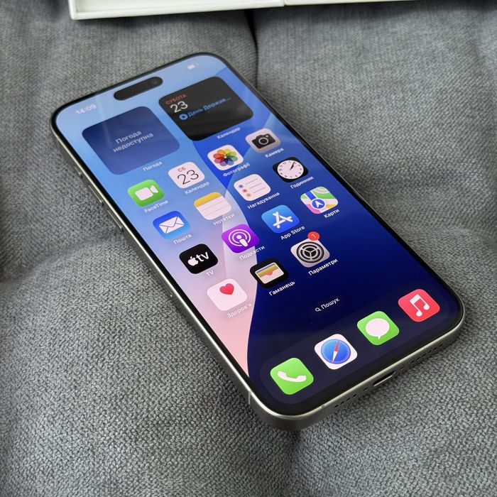 Apple iphone 15 Pro Max 256 Natural Titan