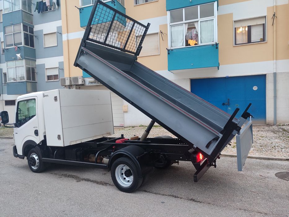 Renault Maxity 2.5d 150cv