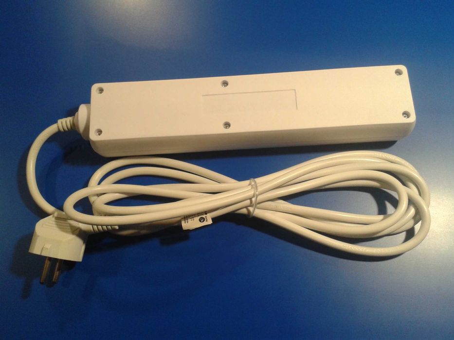 Listwa zasilająca 5 gniazd kabel 3m