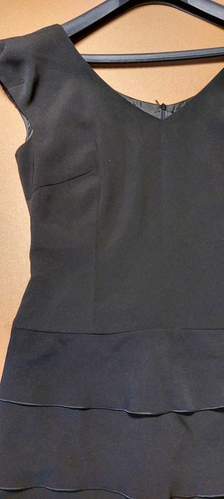 Sukienka wizytowa czarna elegancka rozmiar 38/40