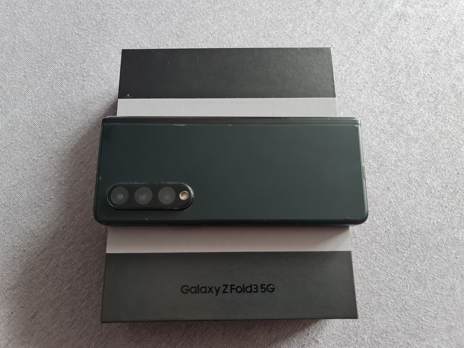 Samsung Galaxy Z Fold3 5G 512GB + dużo dodatków
