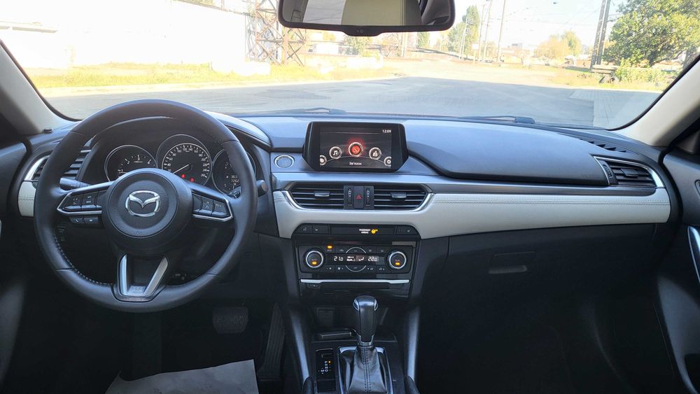 Авто Mazda 6 2018 2.2d