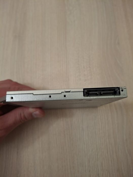 Dvd привід внутрішній