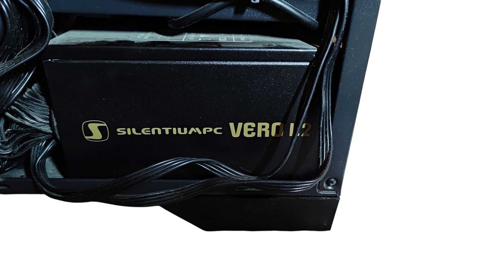 Komputer PC i-7,RAM 16Gb, SSG 256Gb