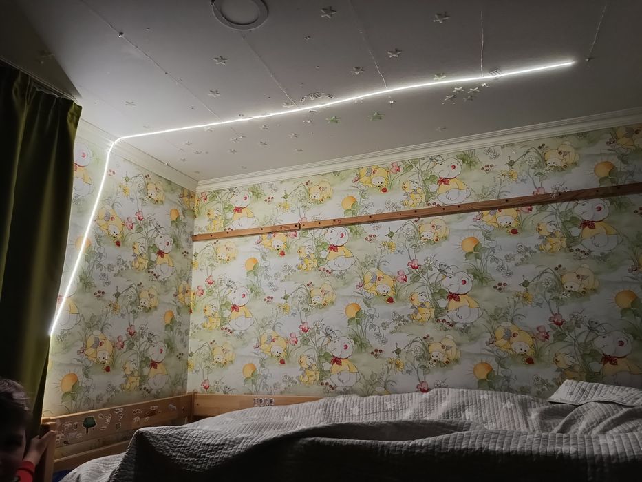 LED стрічка з USB жовтого та білого кольорів
