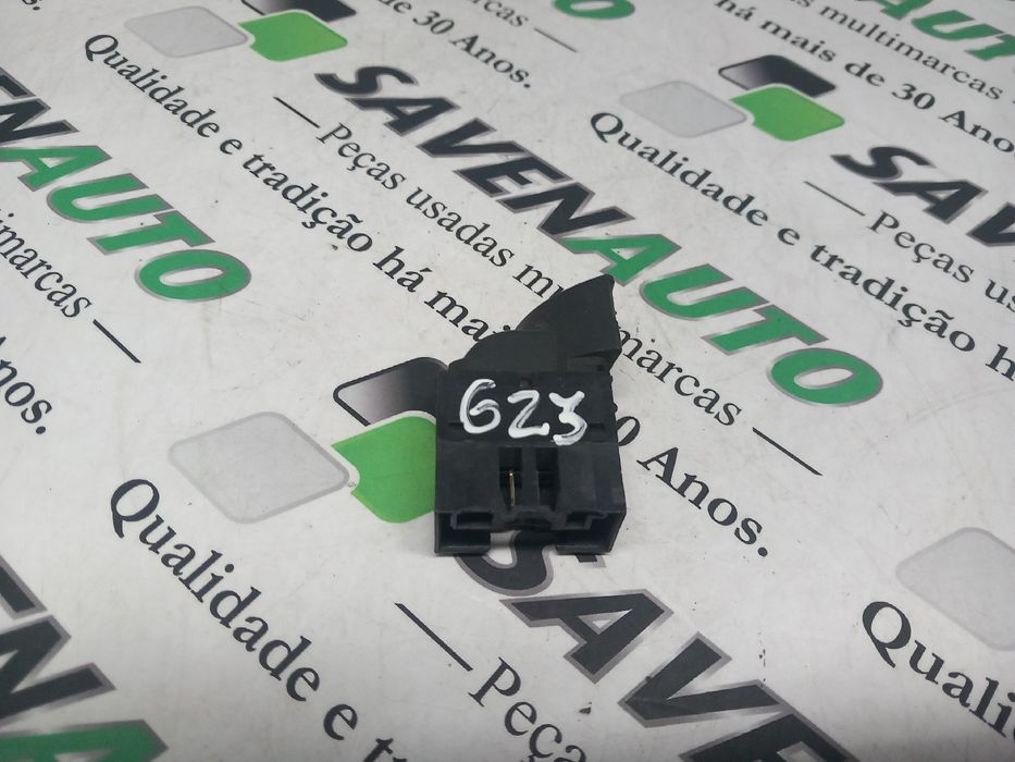 Comando / botão / interruptor vidros frente direito PEUGEOT Boxer (244