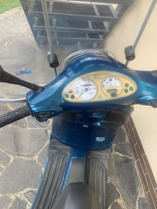 Продам скутер Piaggio Vespa ET 4 1італійська класика