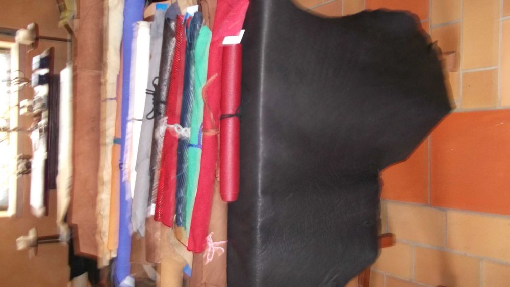 Peles  Couros  Tecidos