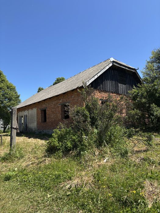 Будинок (незавершене будівництво)