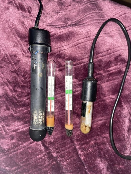 2 grzałki i 2 termometry do akwarium