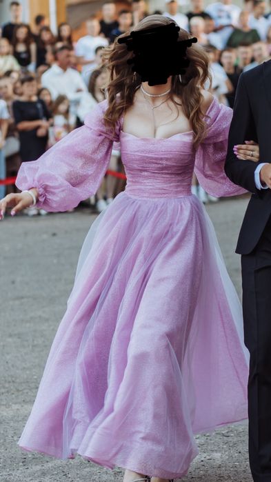 Продам випускну сукню