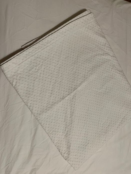 Zara Home narzuta na łóżko w kropki