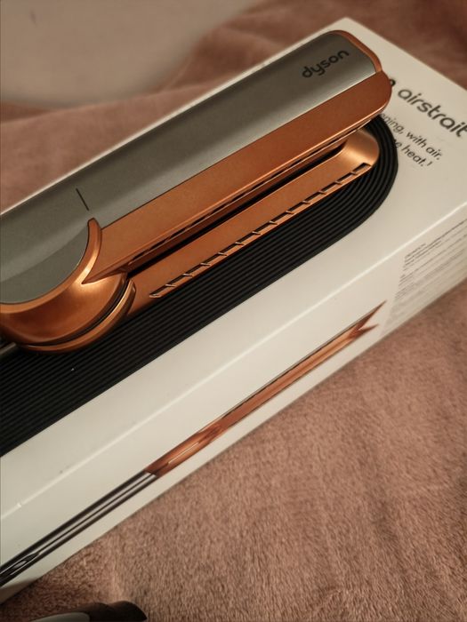 Prostownica Dyson Airstrait