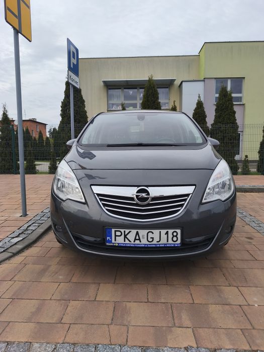 Sprzedam Opla Merivę 1.3 diesel