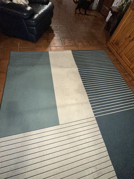 Tapete IKEA ROSKILDE tons azul e bege 250x200