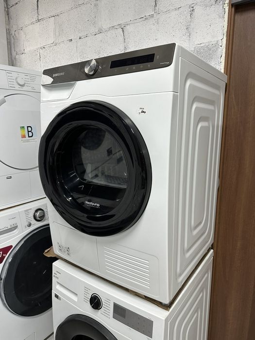 Сушильна машина компресорна тепловий насос Siemens iq500