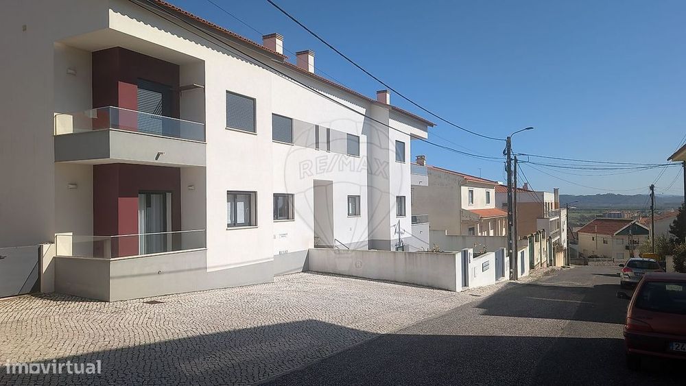 Apartamento T2 para venda — São Martinho do Porto, Leiria