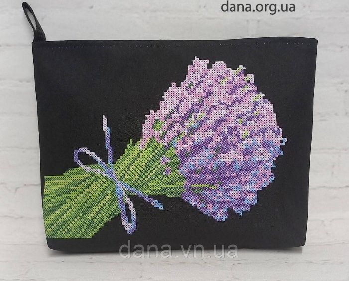 Косметички бісером