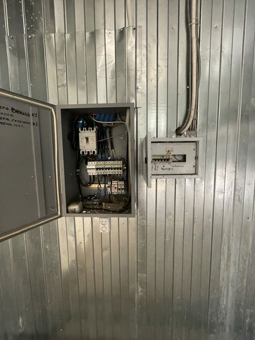 Терміново Продам Виробничу будівлю Морозилка Холодильник Магазин