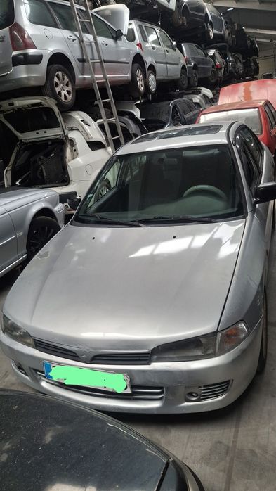 Mitsubishi lancer para peças