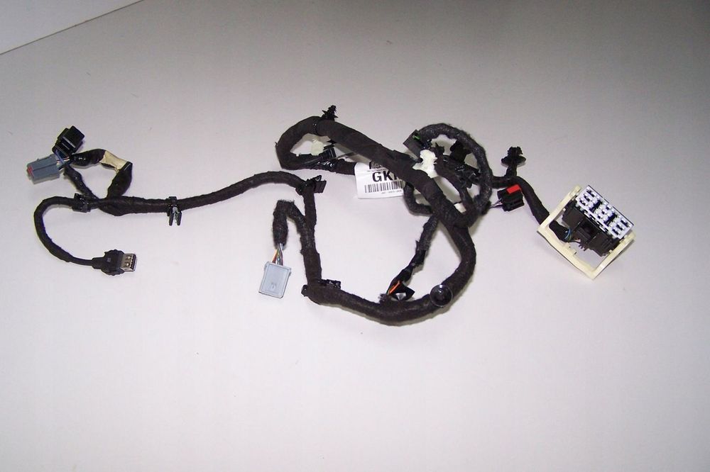Ford Focus MK4 instalacja JX6T-14B079-GKME