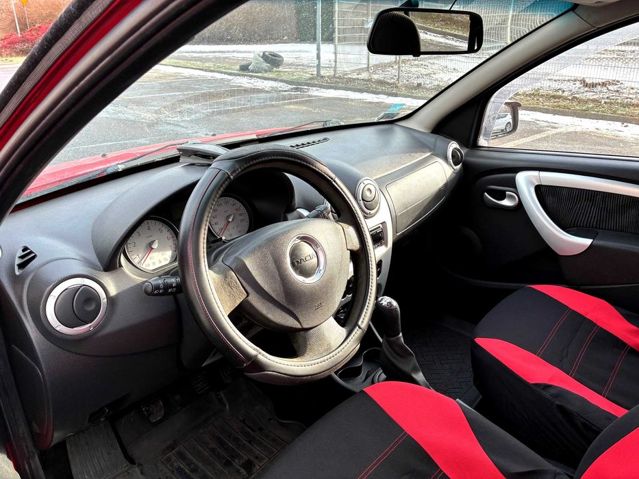 Dacia Sandero 1.4 MPi Najbogatsza Wersja Laureate Klimatyzacja Kamera