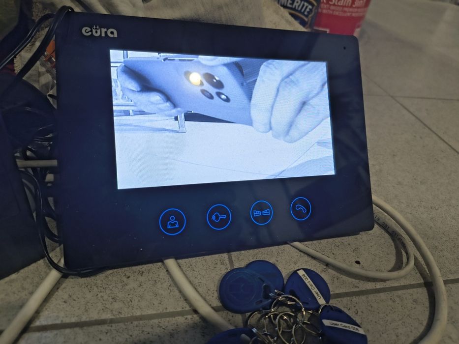 Wideofon WiFi EURA z kasetą i RFiD