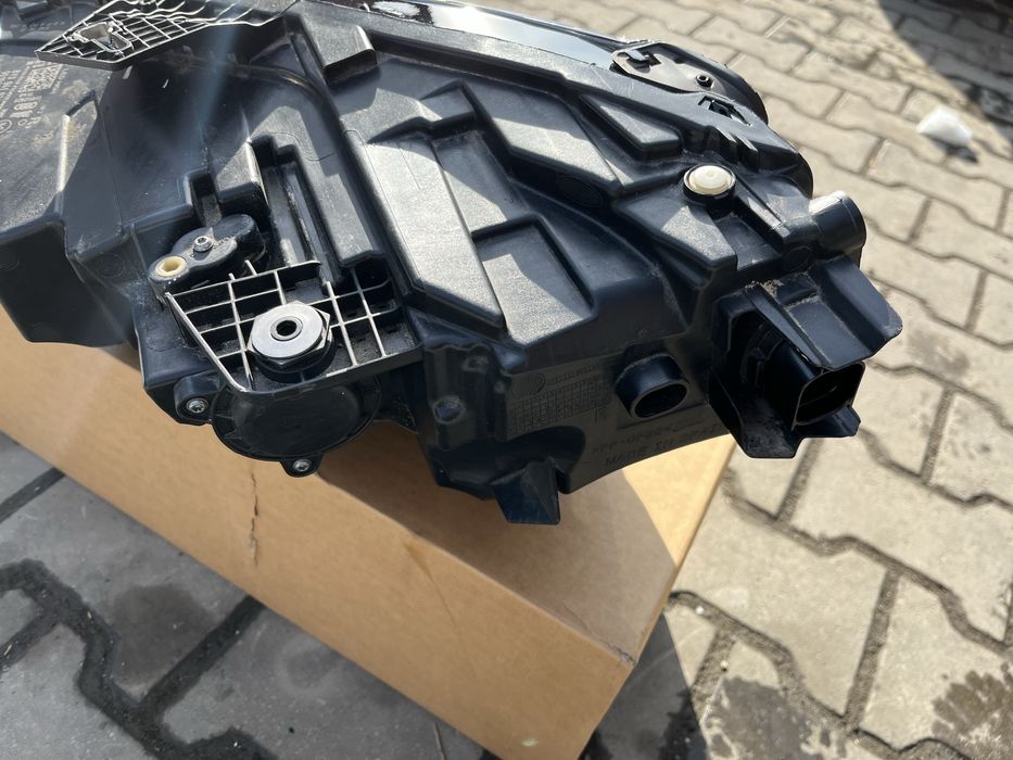 Lampa Reflektor Audi A3 S3 RS3 8Y Full led USA 8Y0.941.034B