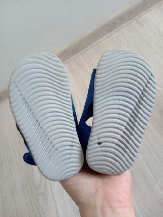 Sandały Nike Sunray r.22