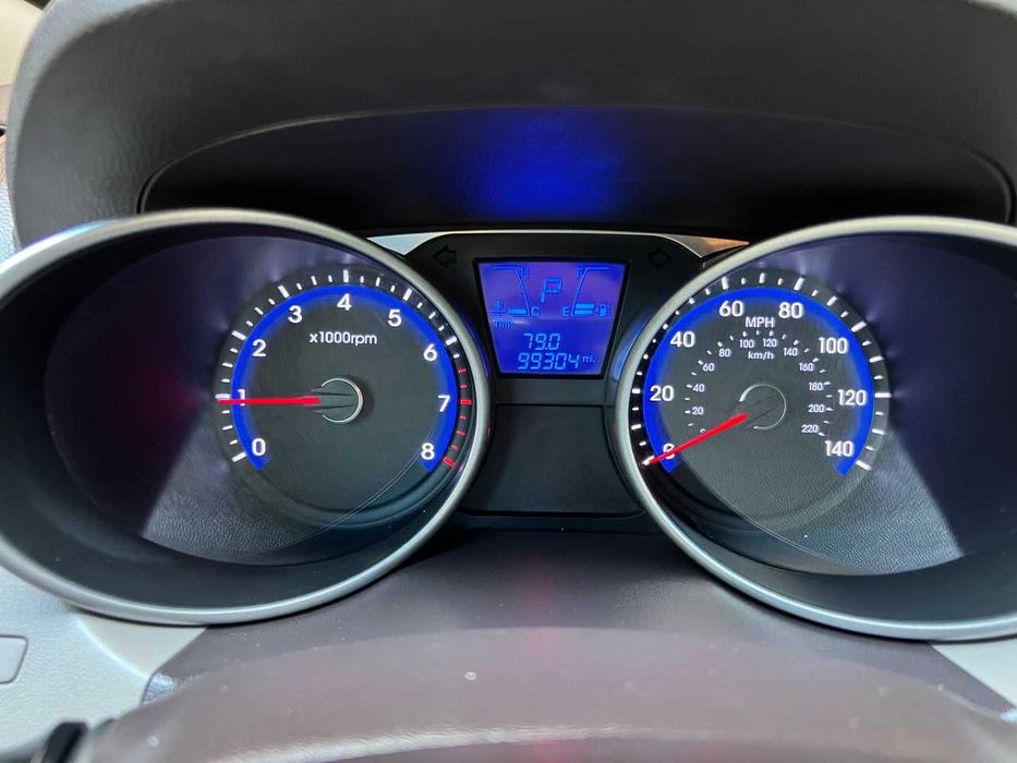 Продам  Hyundai Tucson 2014. Можна в розстрочку, під викуп.