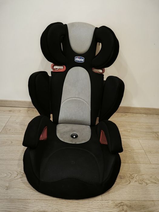 Fotelik samochodowy Chicco 15-36kg