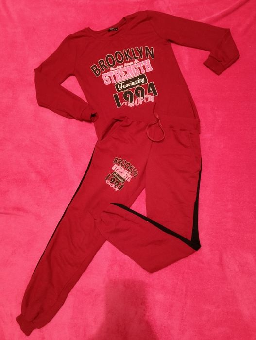 Спортивний костюм тонкий на дівчинку 11-12 років