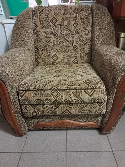 Продаю крісло розкладне
