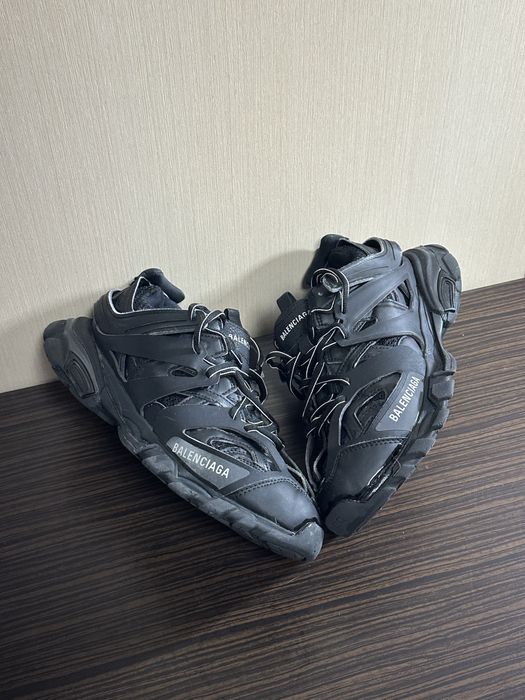 Balenciaga Track