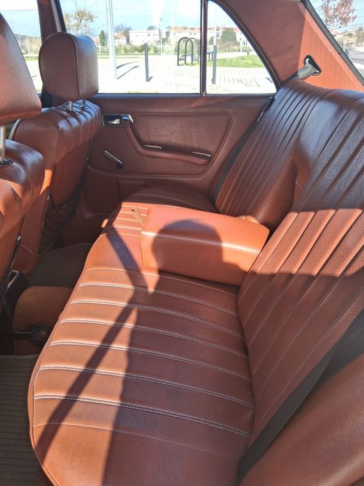 Mercedes w123 240D Versão Americana — photo 4