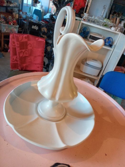 Conjunto de jarro e prato olaria OAL