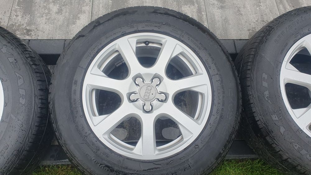 Felgi aluminiowe Audi wraz z oponam /kpl.