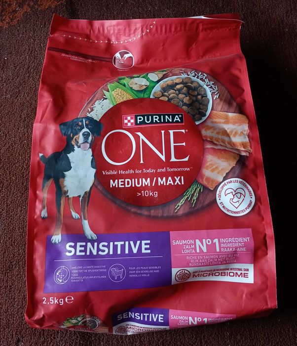Karma dla psa PURINA ONE Medium Max Sensitive Łosoś z ryżem 2.5 kg