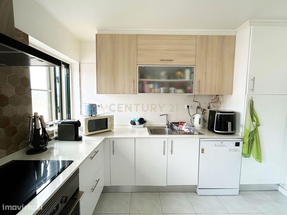 Apartamento T2 em Loures - Condomínio fechado